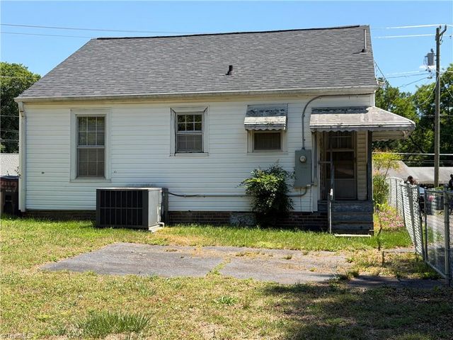 2117 E Sprague Street, Winston-salem, NC 27107
