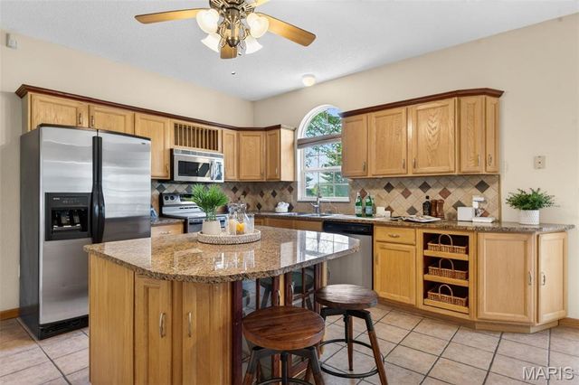 1601 Bermuda Drive, Shiloh, IL 62269