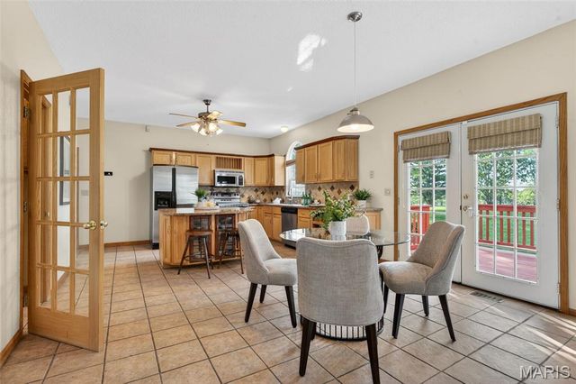 1601 Bermuda Drive, Shiloh, IL 62269