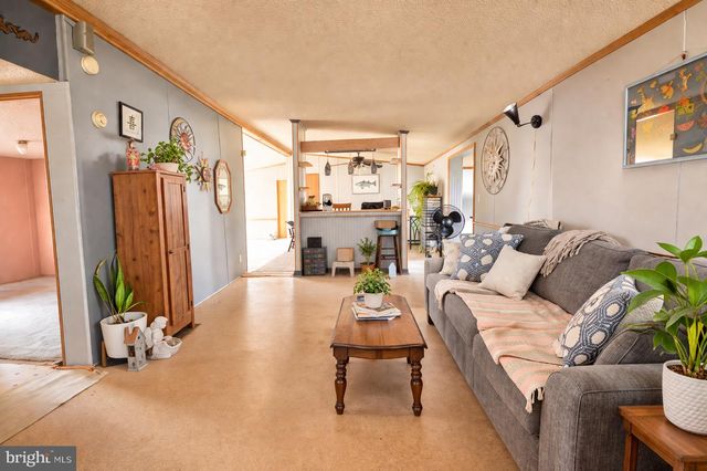 339 VALENTINE, Martinsburg, WV 25405