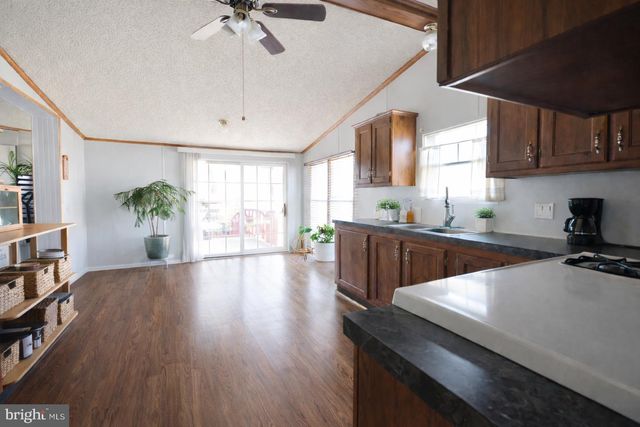 339 VALENTINE, Martinsburg, WV 25405