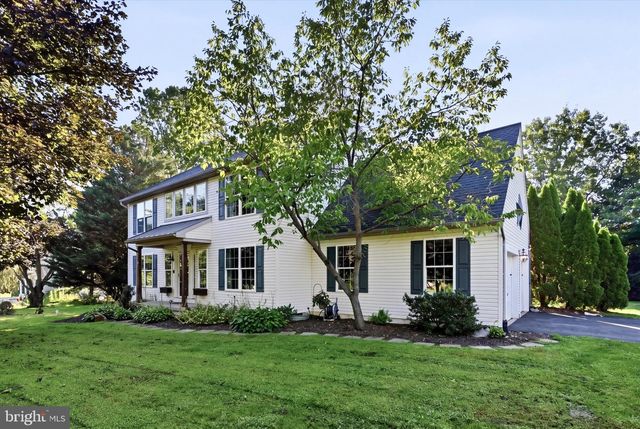 204 COUNTRY DR, Oxford, PA 19363