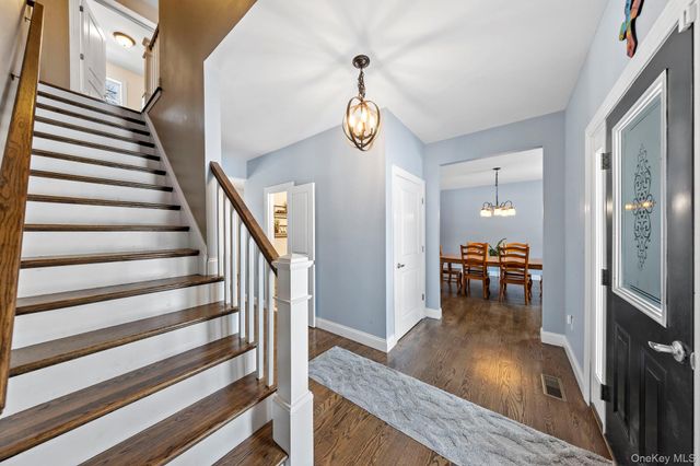 2 Atwood Lane, Newburgh, NY 12550