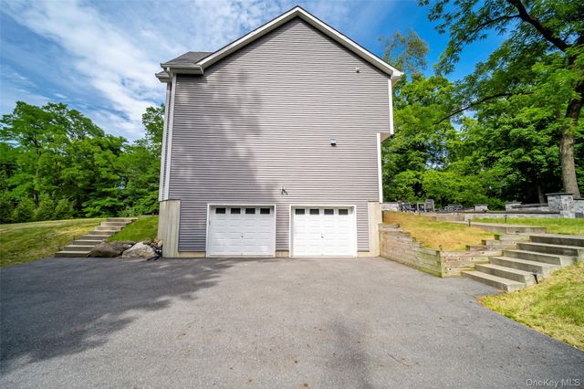 2 Atwood Lane, Newburgh, NY 12550