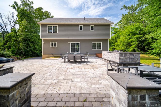 2 Atwood Lane, Newburgh, NY 12550