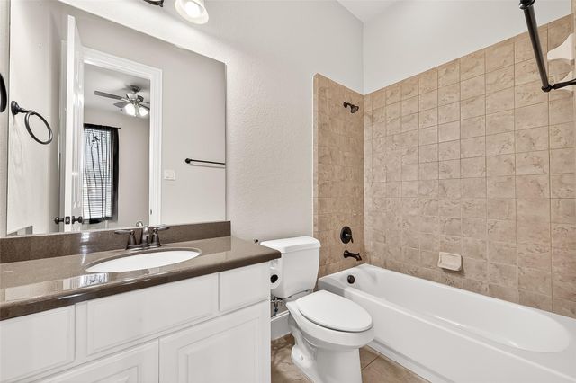 222 Chatham Avenue, Sugar Land, TX 77479