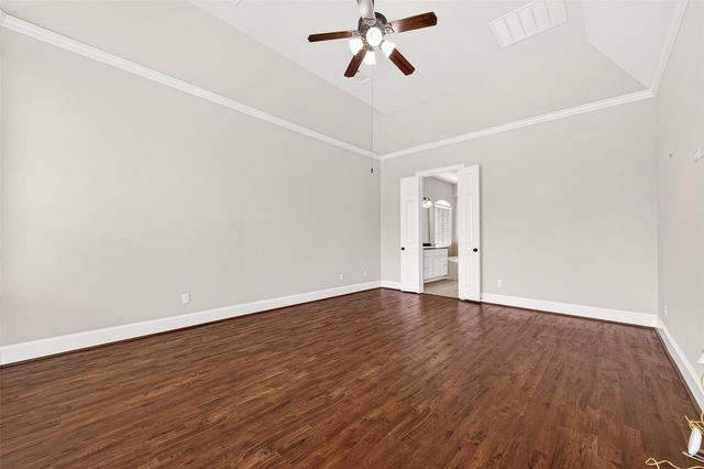 222 Chatham Avenue, Sugar Land, TX 77479