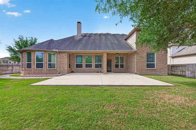 222 Chatham Avenue, Sugar Land, TX 77479