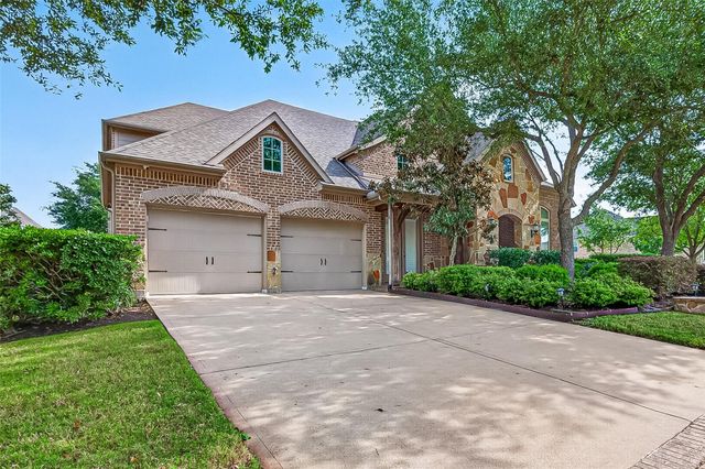 222 Chatham Avenue, Sugar Land, TX 77479