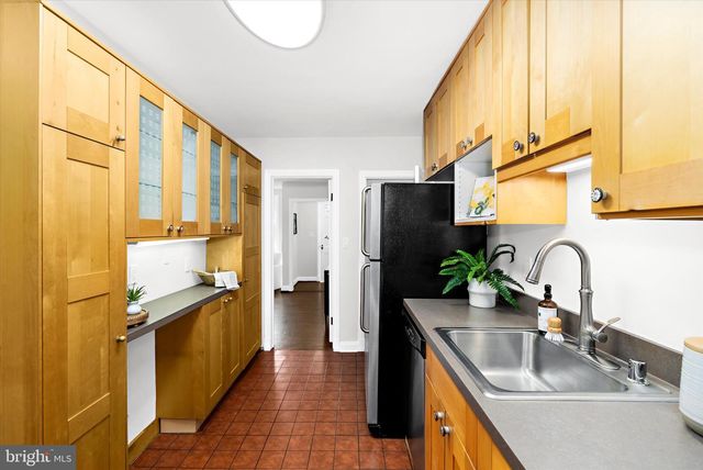 218 BLENHEIM RD, Baltimore, MD 21212