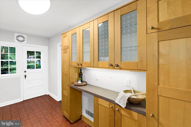 218 BLENHEIM RD, Baltimore, MD 21212
