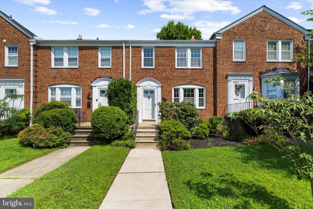 218 BLENHEIM RD, Baltimore, MD 21212