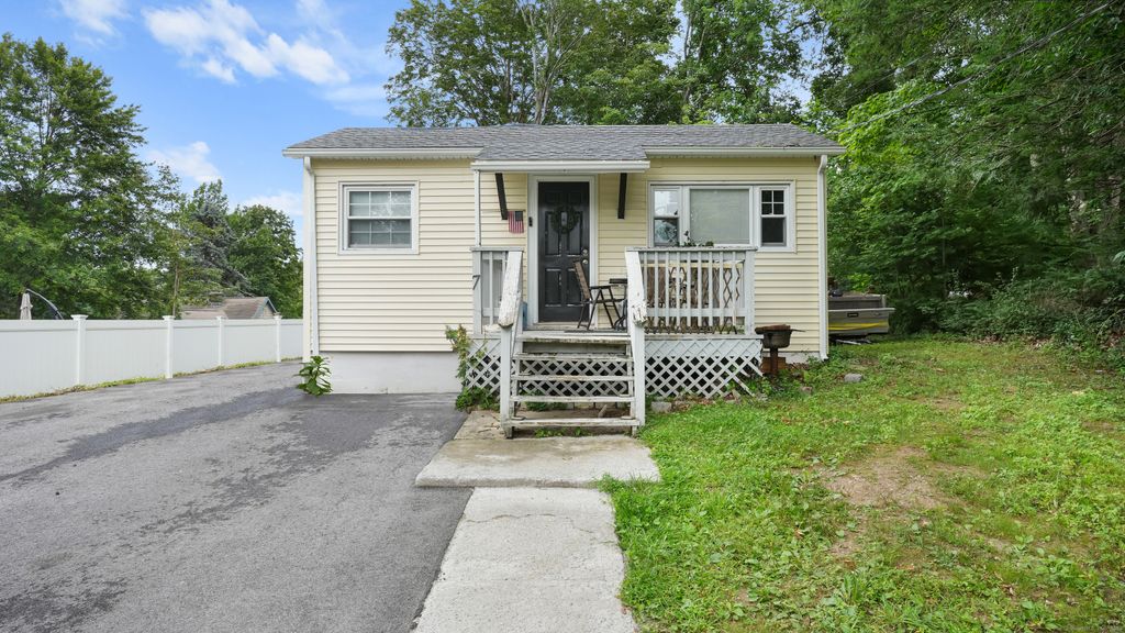 7 Candle Hill Road, New Fairfield, CT 06812
