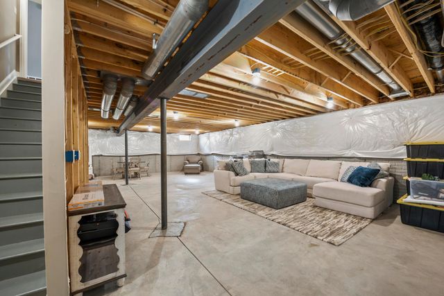 767 Francis Drive, Heath, OH 43056