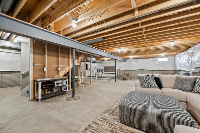 767 Francis Drive, Heath, OH 43056