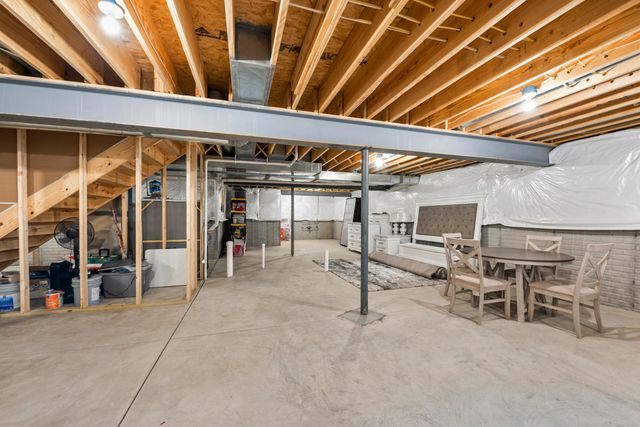 767 Francis Drive, Heath, OH 43056