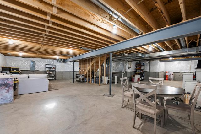 767 Francis Drive, Heath, OH 43056