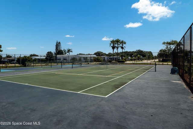 1724 Mango Street NE, Palm Bay, FL 32905