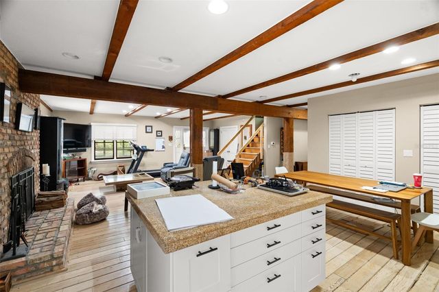 6890 COUNTY ROAD 95, Palm Harbor, FL 34684