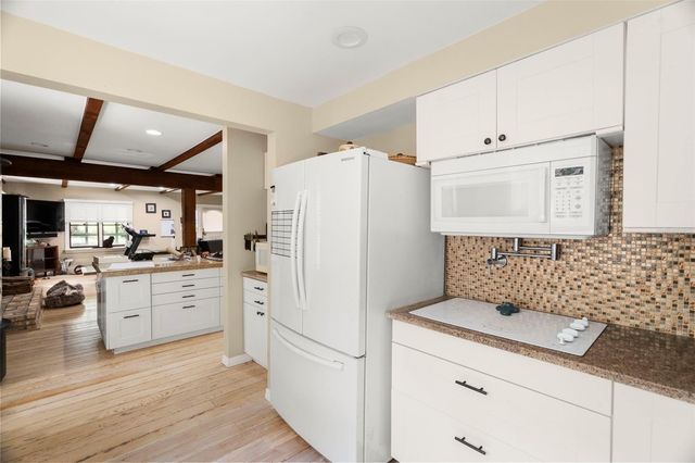 6890 COUNTY ROAD 95, Palm Harbor, FL 34684