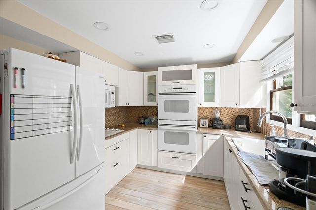 6890 COUNTY ROAD 95, Palm Harbor, FL 34684