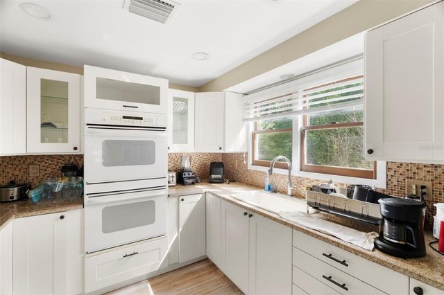 6890 COUNTY ROAD 95, Palm Harbor, FL 34684