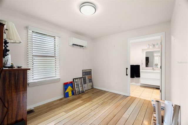 6890 COUNTY ROAD 95, Palm Harbor, FL 34684