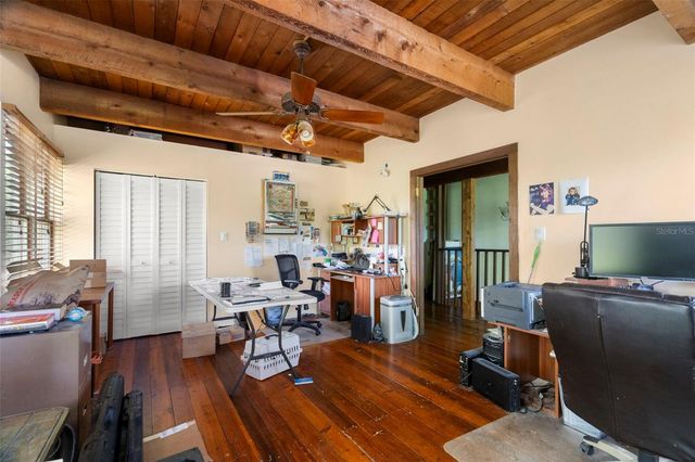 6890 COUNTY ROAD 95, Palm Harbor, FL 34684