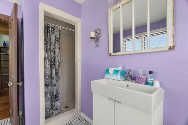 6890 COUNTY ROAD 95, Palm Harbor, FL 34684