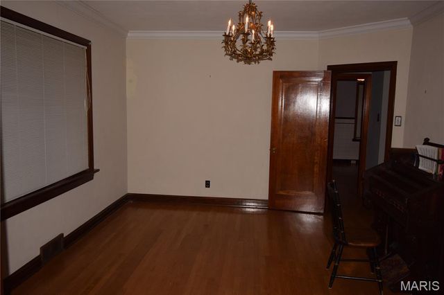 3617 Dunnica Avenue, St Louis, MO 63116