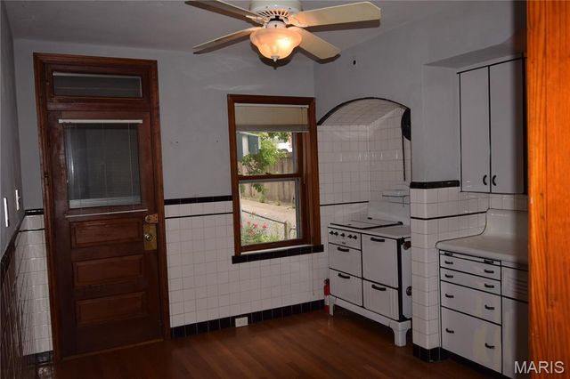3617 Dunnica Avenue, St Louis, MO 63116