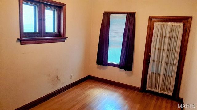3617 Dunnica Avenue, St Louis, MO 63116