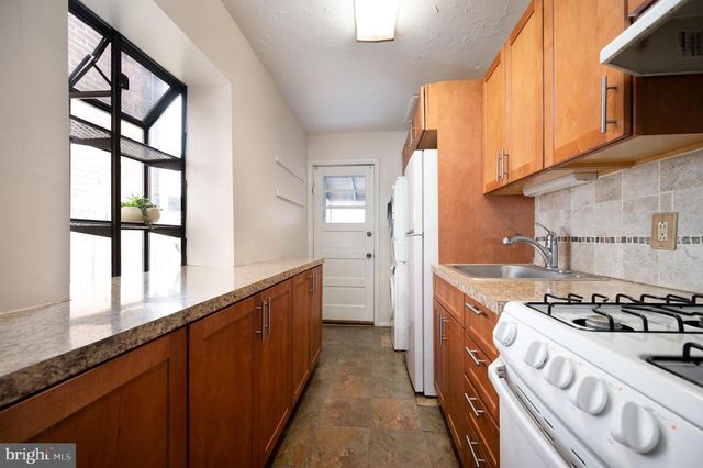 1422 N LINCOLN ST, Wilmington, DE 19806