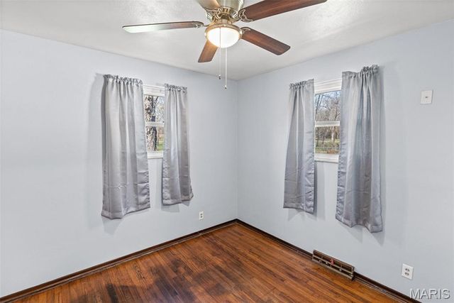 2800 Dutch Hollow Road, Belleville, IL 62223