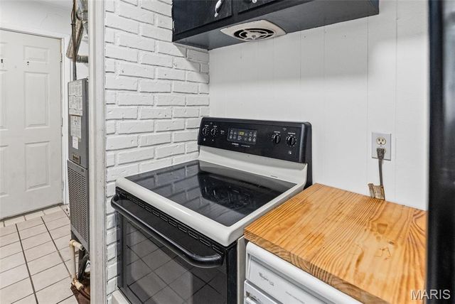 2800 Dutch Hollow Road, Belleville, IL 62223