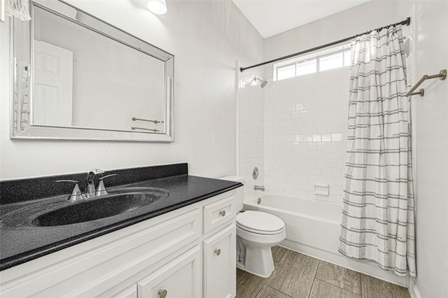2611 Oxhill Court, Pearland, TX 77584
