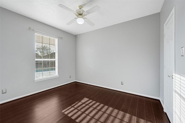 2611 Oxhill Court, Pearland, TX 77584