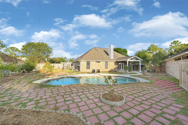 2611 Oxhill Court, Pearland, TX 77584
