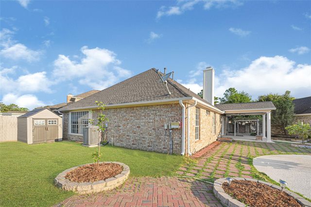2611 Oxhill Court, Pearland, TX 77584