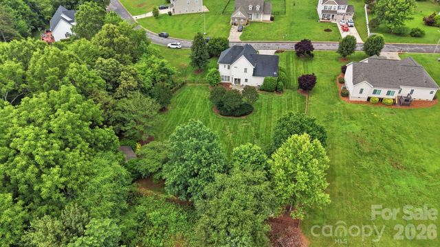117 Heathrow Lane, Statesville, NC 28677