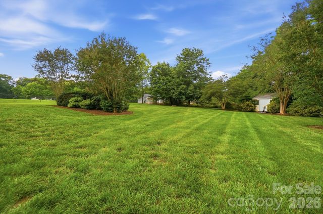 117 Heathrow Lane, Statesville, NC 28677