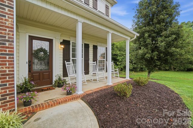 117 Heathrow Lane, Statesville, NC 28677