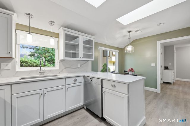 147 Mallard Drive 147, Avon, CT 06001