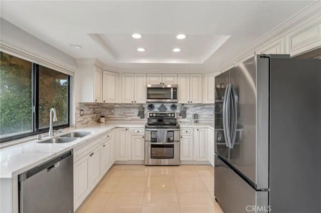 103 Camino Arroyo South, Palm Desert, CA 92260