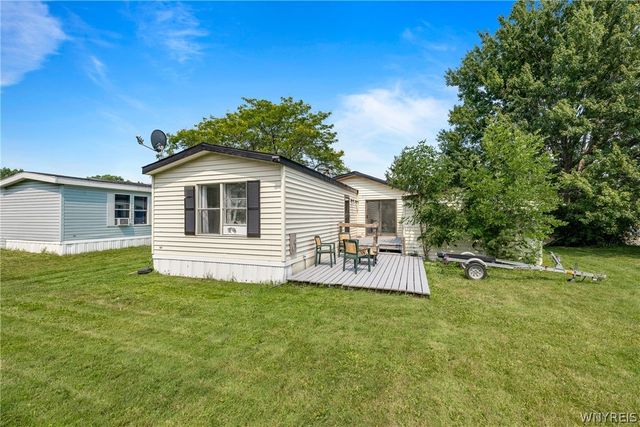 4 Brush Drive, Hamburg, NY 14075