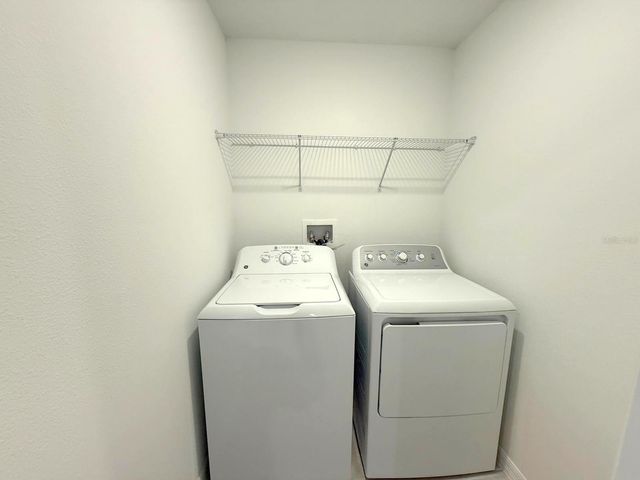 10375 TRUMPET HONEYSUCKLE WAY, San Antonio, FL 33576