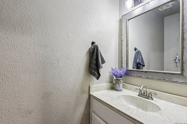 1406 Jackson Hole, San Antonio, TX 78232