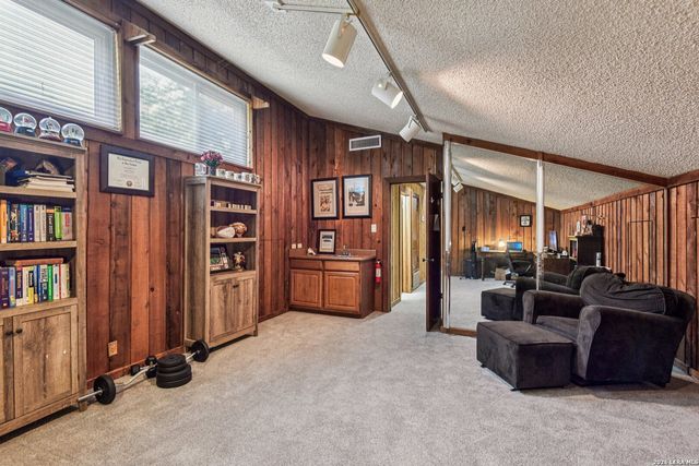 1406 Jackson Hole, San Antonio, TX 78232