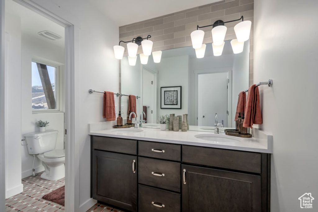 Image 17 of property listing at 2002 W POINTE DR #E-3, Heber City, UT 84032