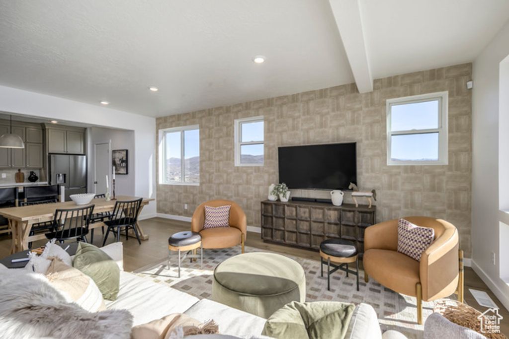 Image 6 of property listing at 2002 W POINTE DR #E-3, Heber City, UT 84032